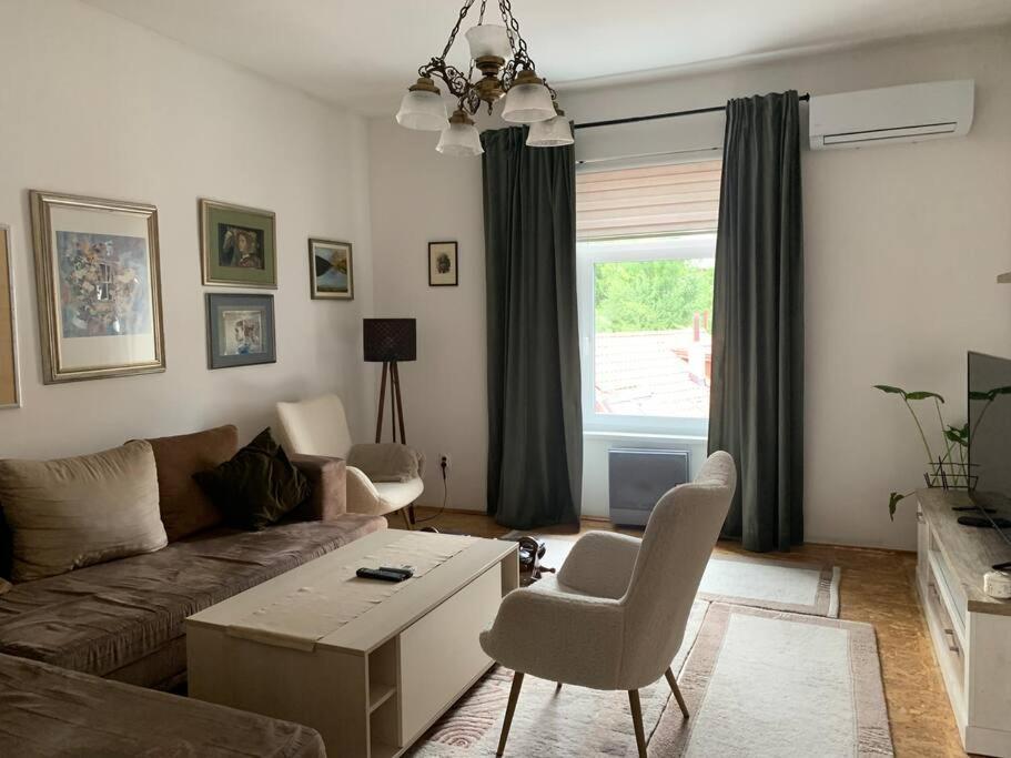 Austrogarski Tamariz Apartment